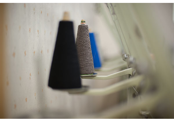 蝋引き・より糸づくり