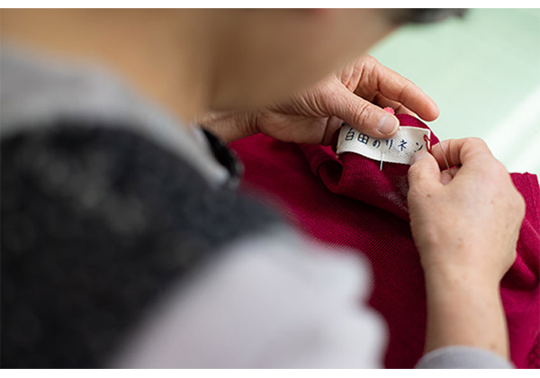 ボタン・ネームタグ付け